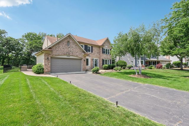 7004 Bennington Drive, Gurnee, IL 60031