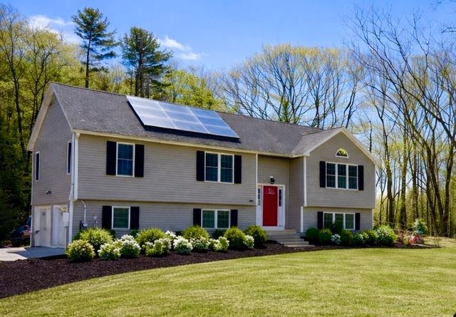 153 Pleasantdale Rd, Rutland, MA 01543