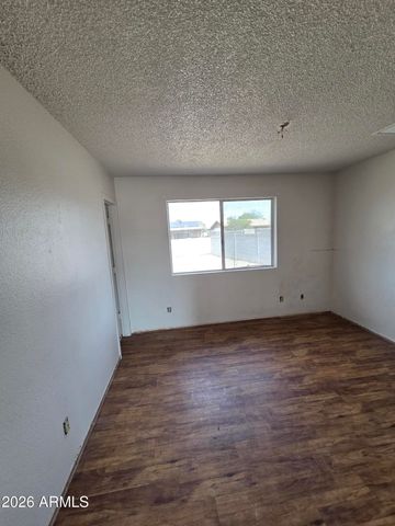 17446 N 8TH Avenue, Phoenix, AZ 85023