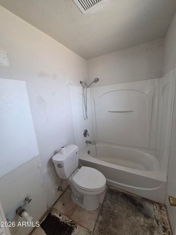 17446 N 8TH Avenue, Phoenix, AZ 85023