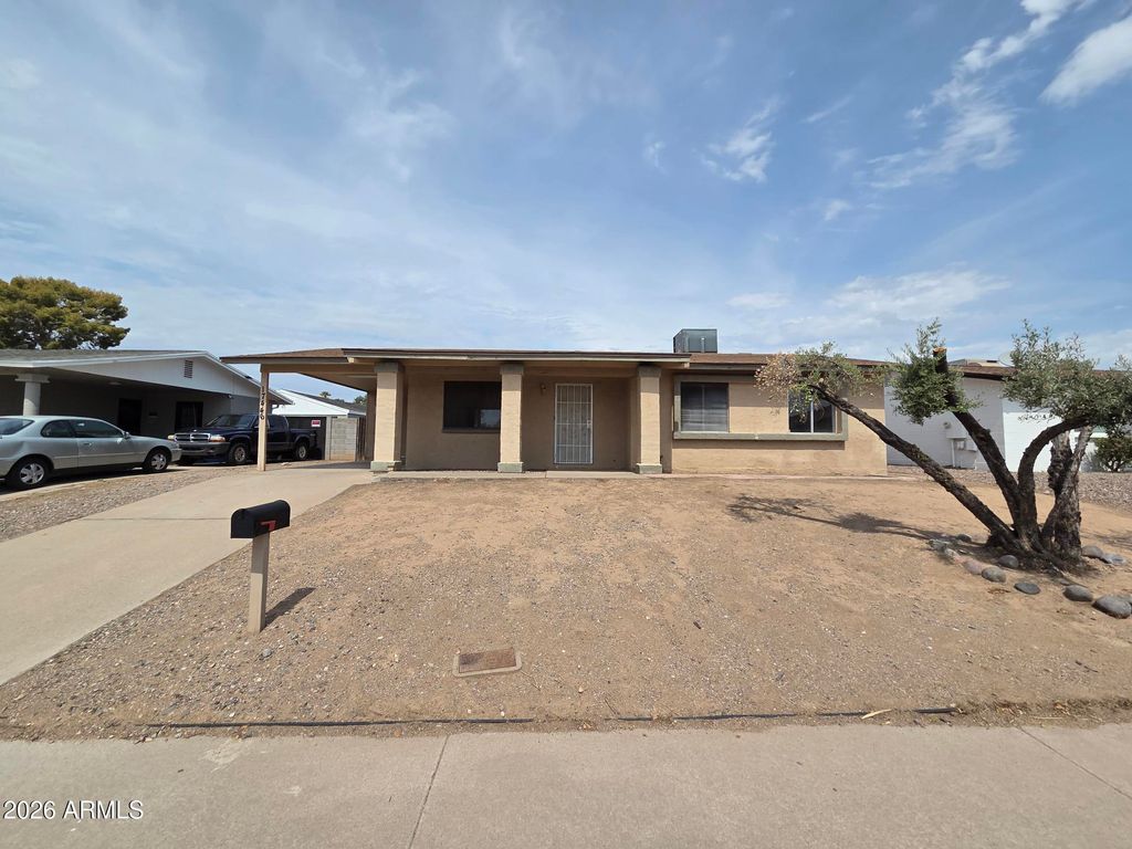 17446 N 8TH Avenue, Phoenix, AZ 85023