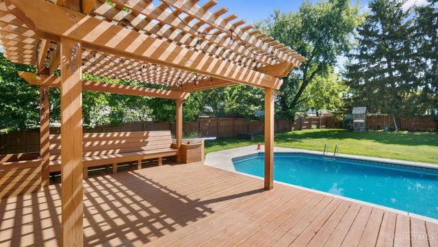 7848 Red Fox Drive, West Chester, OH 45069
