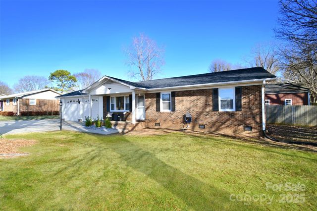 1820 Irish Potato Road, Concord, NC 28025