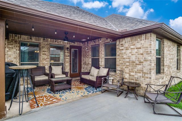 11724 Tuscarora Drive, Fort Worth, TX 76108