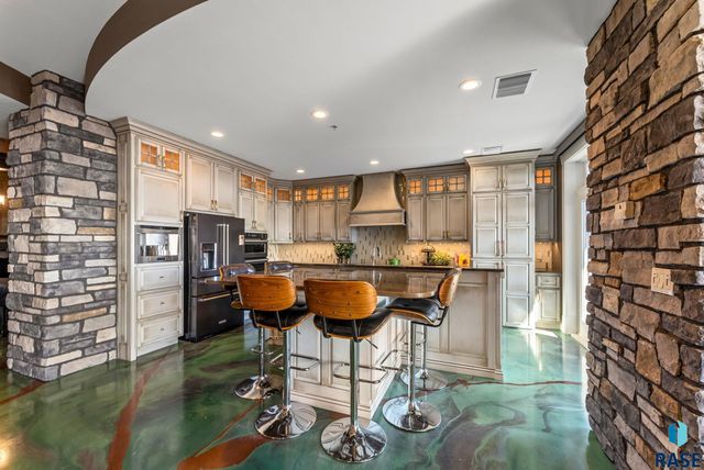 2908 W 37th Cir Ste 504, Sioux Falls, SD 57105