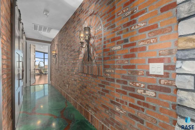 2908 W 37th Cir Ste 504, Sioux Falls, SD 57105