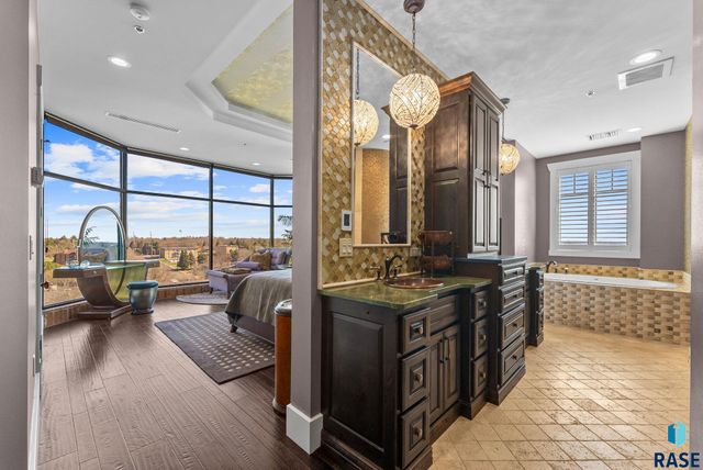 2908 W 37th Cir Ste 504, Sioux Falls, SD 57105