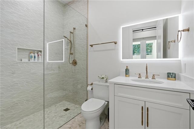 2751 68th ST SW, Naples, FL 34105