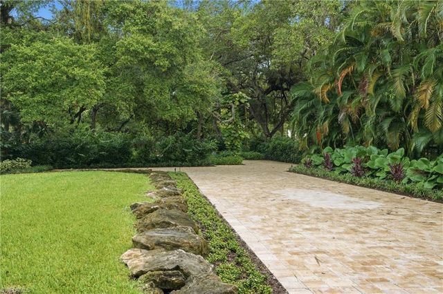 2751 68th ST SW, Naples, FL 34105