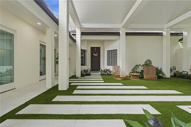 2751 68th ST SW, Naples, FL 34105
