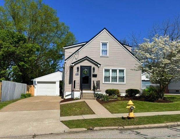 3913 EAST Avenue, Erie, PA 16504