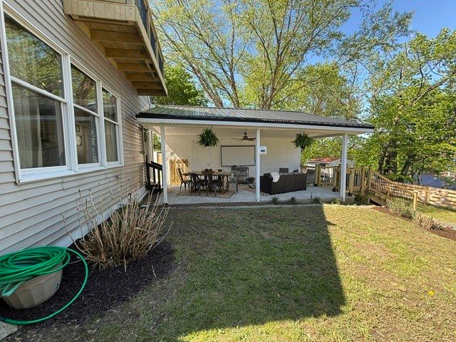 3913 EAST Avenue, Erie, PA 16504