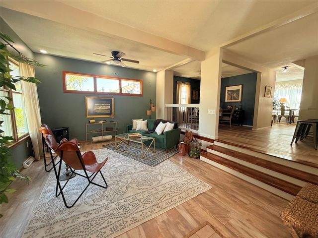 3913 EAST Avenue, Erie, PA 16504