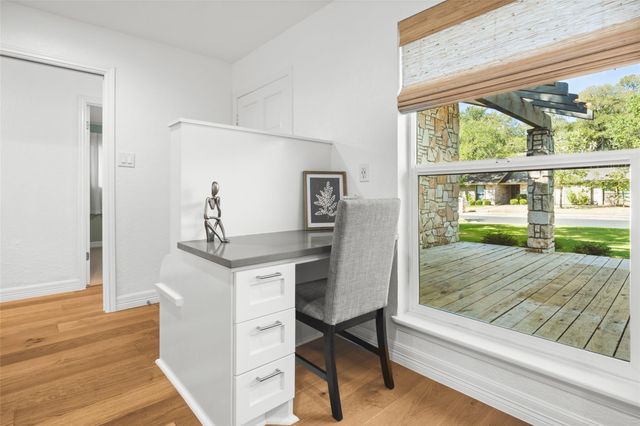 4602 Trail Crest CIR, Austin, TX 78735