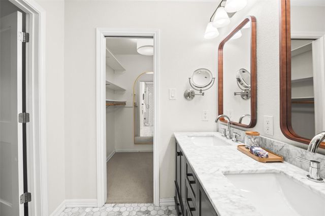 4602 Trail Crest CIR, Austin, TX 78735