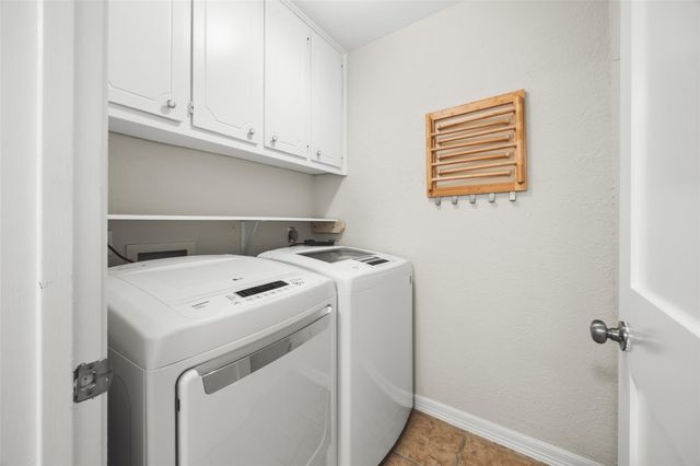 4602 Trail Crest CIR, Austin, TX 78735