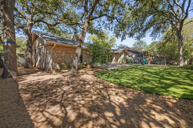 4602 Trail Crest CIR, Austin, TX 78735