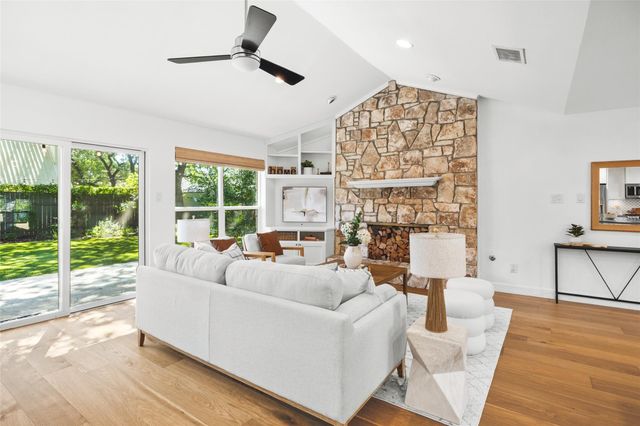 4602 Trail Crest CIR, Austin, TX 78735