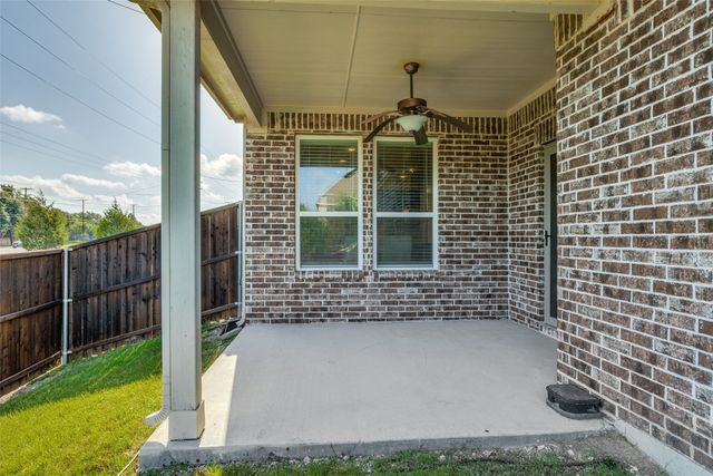 301 Kennewick Drive, Garland, TX 75044