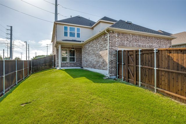301 Kennewick Drive, Garland, TX 75044