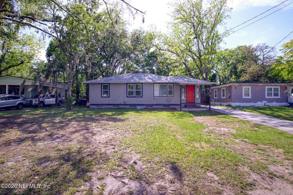 5418 MINOSA Court, Jacksonville, FL 32209