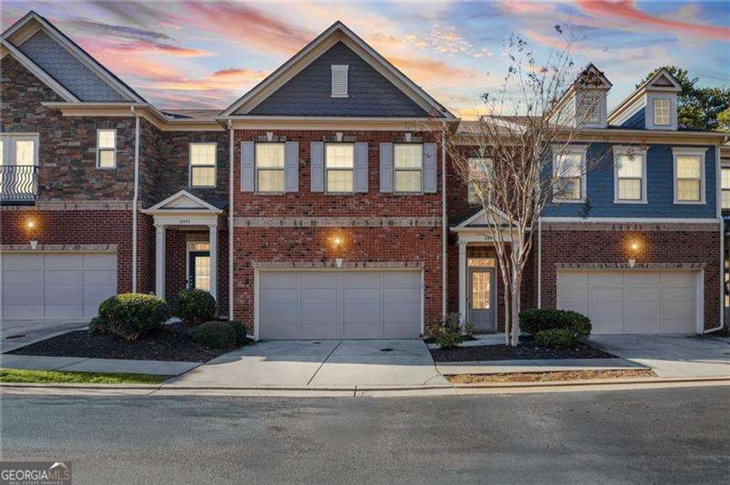 2495 Norwood Drive SE, Smyrna, GA 30080