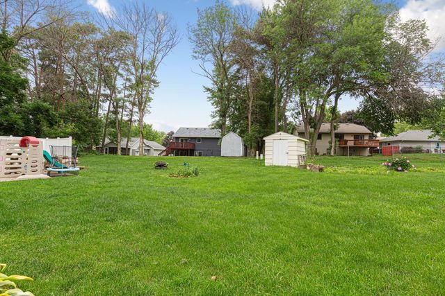 1030 Barron Road, Faribault, MN 55021