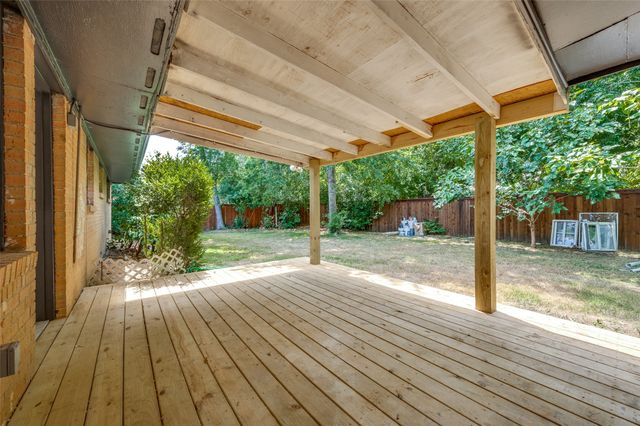 909 Lexington Drive, Irving, TX 75061