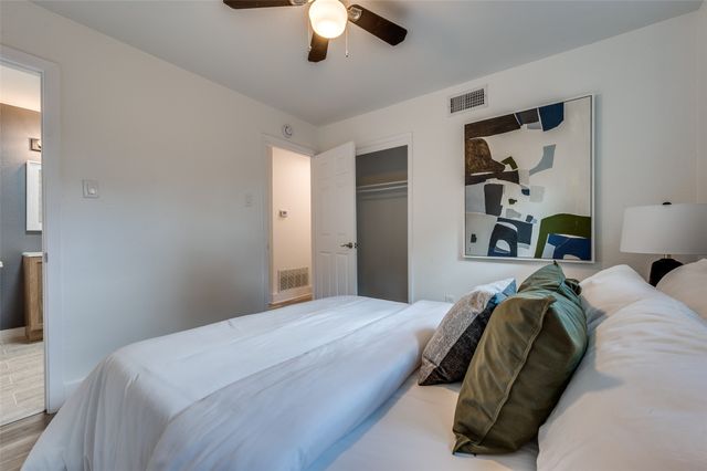 909 Lexington Drive, Irving, TX 75061