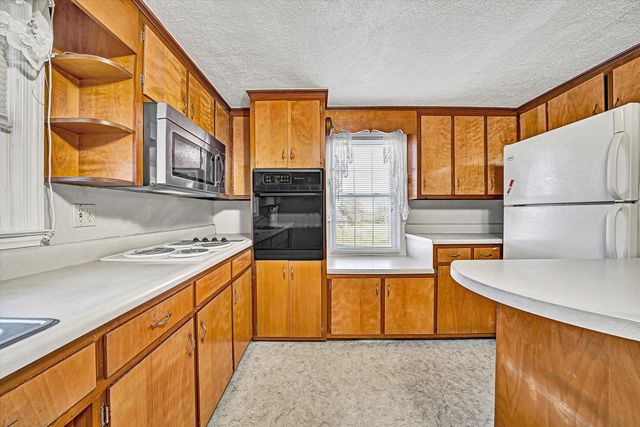 813 Jubal Early Hwy, Wirtz, VA 24184