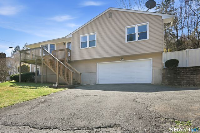 114 Beacon Valley Road, Beacon Falls, CT 06403