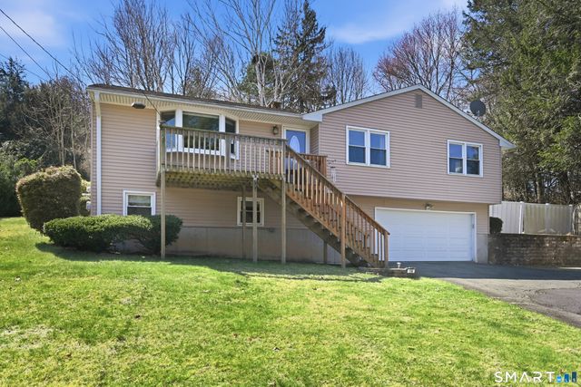114 Beacon Valley Road, Beacon Falls, CT 06403