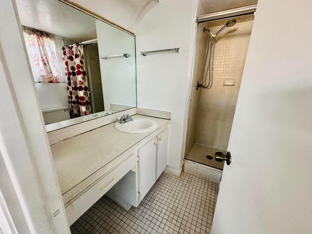 9900 Sunrise Lakes Boulevard 201, Sunrise, FL 33322