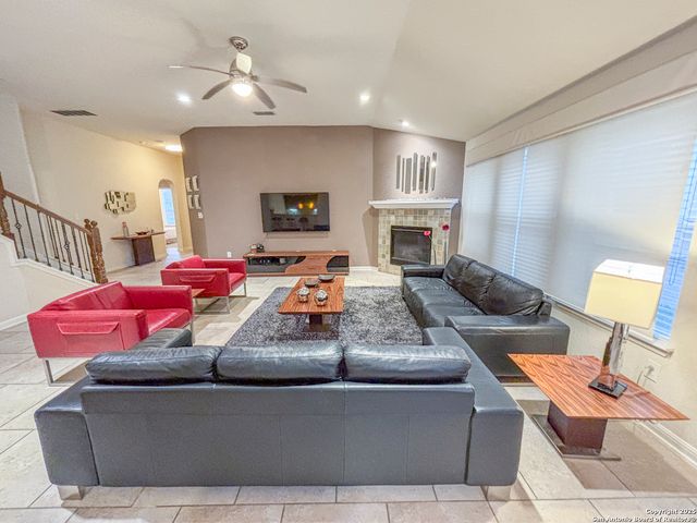 25010 Buttermilk Ln, San Antonio, TX 78255