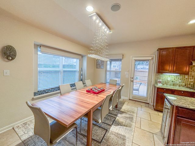 25010 Buttermilk Ln, San Antonio, TX 78255