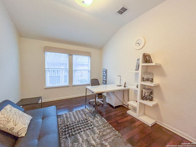 25010 Buttermilk Ln, San Antonio, TX 78255