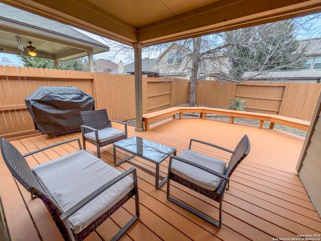 25010 Buttermilk Ln, San Antonio, TX 78255