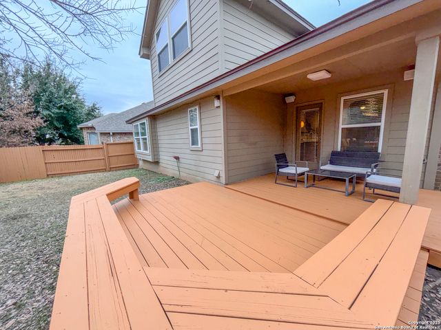 25010 Buttermilk Ln, San Antonio, TX 78255