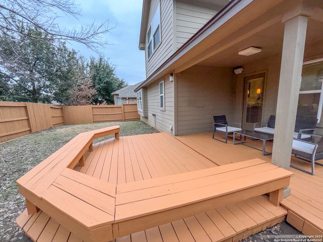 25010 Buttermilk Ln, San Antonio, TX 78255