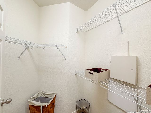 25010 Buttermilk Ln, San Antonio, TX 78255