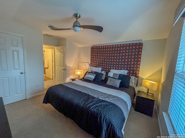 25010 Buttermilk Ln, San Antonio, TX 78255