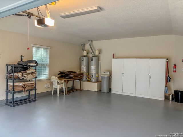 25010 Buttermilk Ln, San Antonio, TX 78255