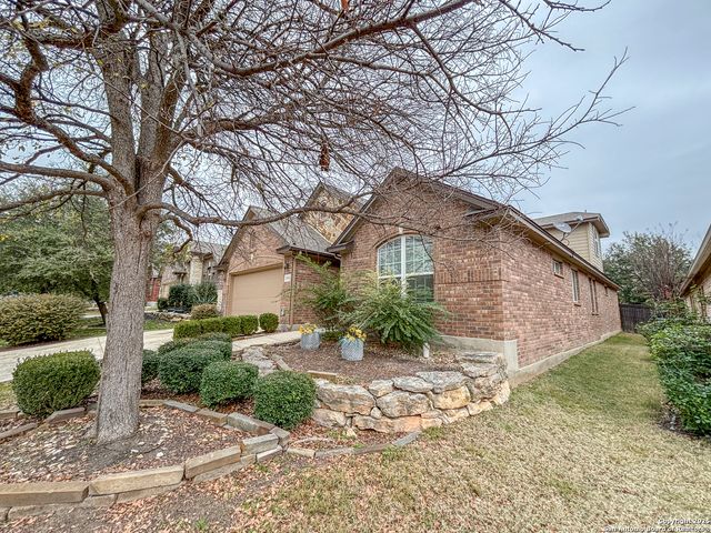 25010 Buttermilk Ln, San Antonio, TX 78255