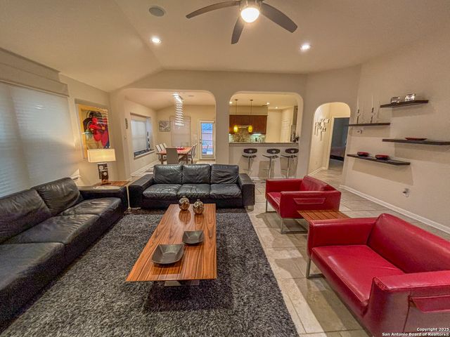 25010 Buttermilk Ln, San Antonio, TX 78255