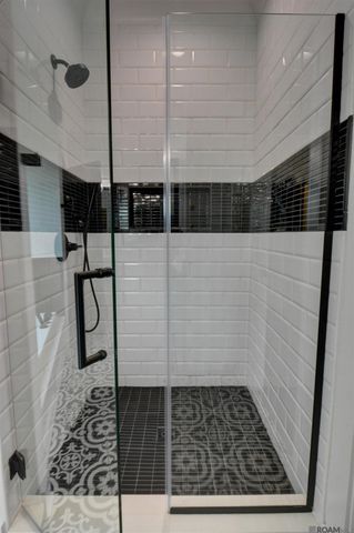 245 Marion Dr, Baton Rouge, LA 70806