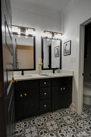 245 Marion Dr, Baton Rouge, LA 70806