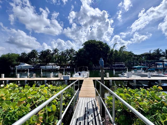 342 Southwind Drive 205, North Palm Beach, FL 33408