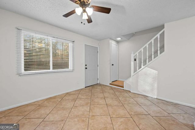 579 Northridge Crossing Drive, Atlanta, GA 30350