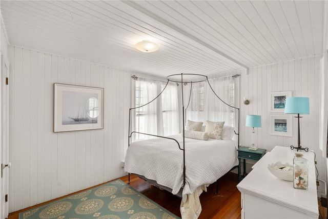 34 Bull Street, Newport, RI 02840