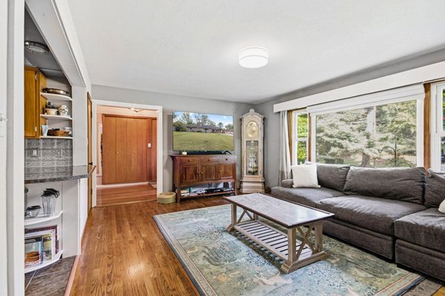 111 Crescent Drive, Michigan City, IN 46360